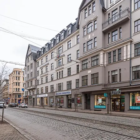 Elegant With Airconditioner And Elevator, 9 Min Walk To Old Town Riga