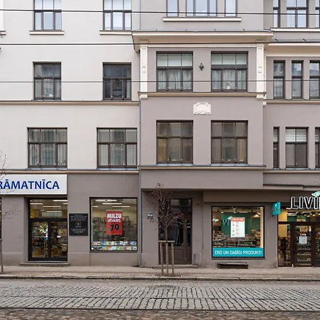 Apartment Elegant With Airconditioner And Elevator, 9 Min Walk To Old Town Riga
