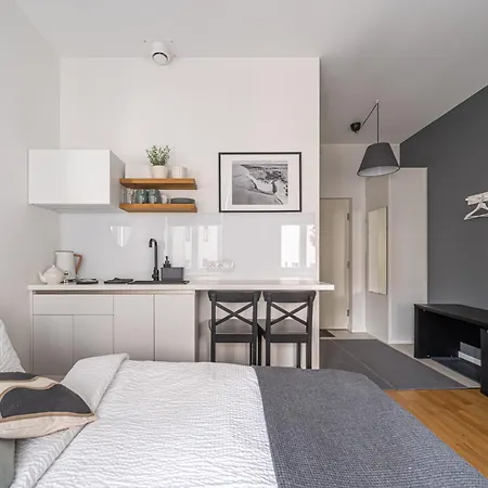 Elegant With Airconditioner And Elevator, 9 Min Walk To Old Town *