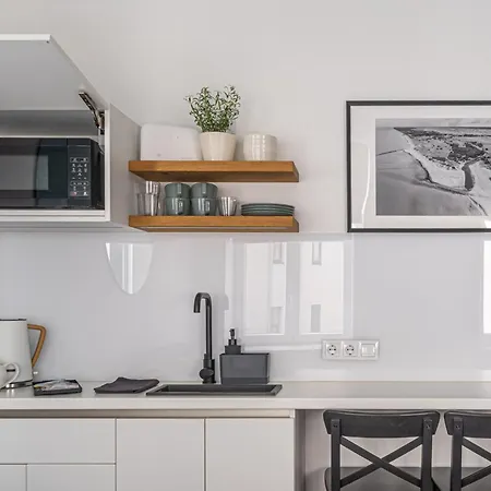 Elegant With Airconditioner And Elevator, 9 Min Walk To Old Town Riga