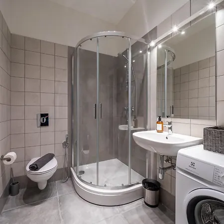 Elegant With Airconditioner And Elevator, 9 Min Walk To Old Town * Riga
